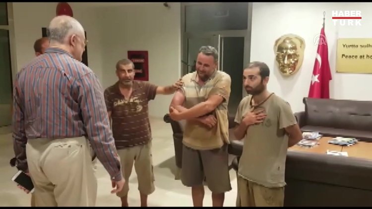 Nijerya'da kurtarılan 4 Türk vatandaşı, Abuja Büyükelçiliğine getirildi