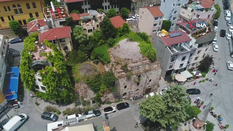 3,5 milyon dolara sahibinden satılık tarihi hamam havadan görüntülendi