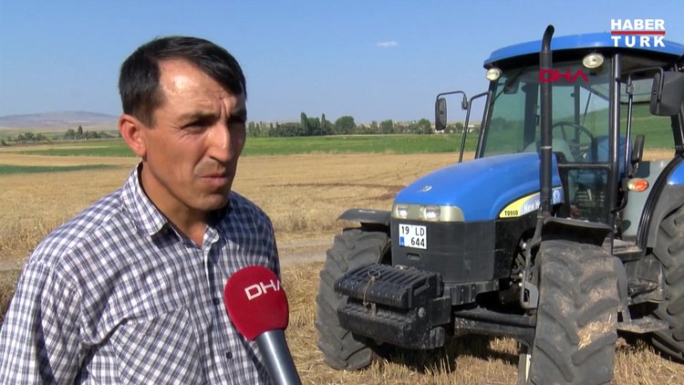 Ölen kardeşinin adını 9 yıldır tarlaya yazıyor