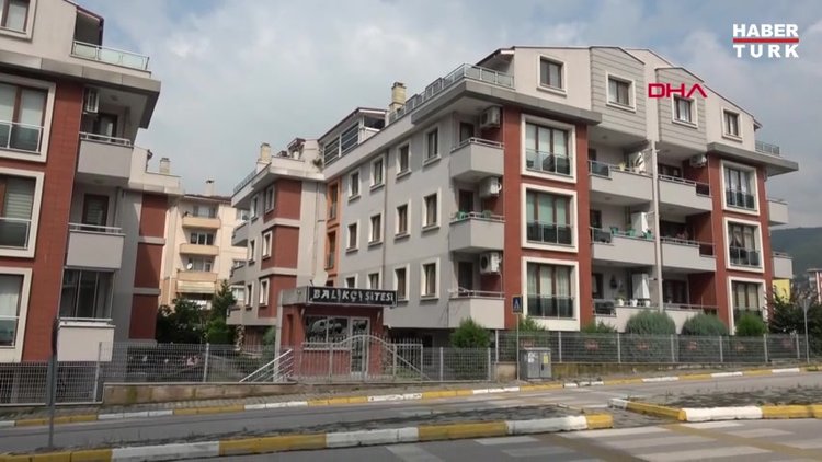 Binaları tırtıllar bastı, site sakinleri isyan etti