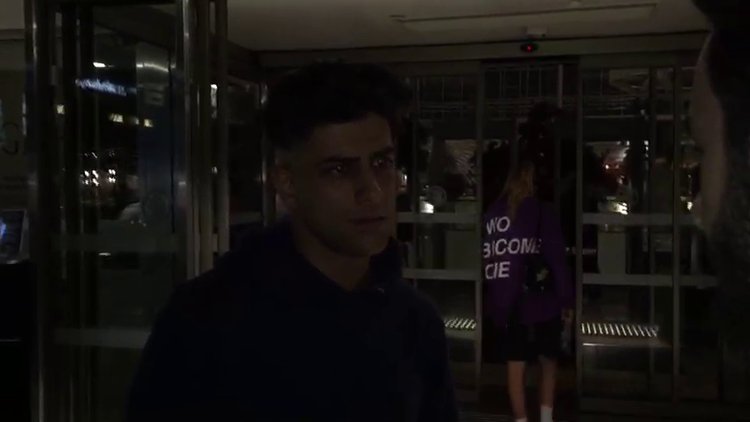 Reynmen gazetecilere saldırdı!