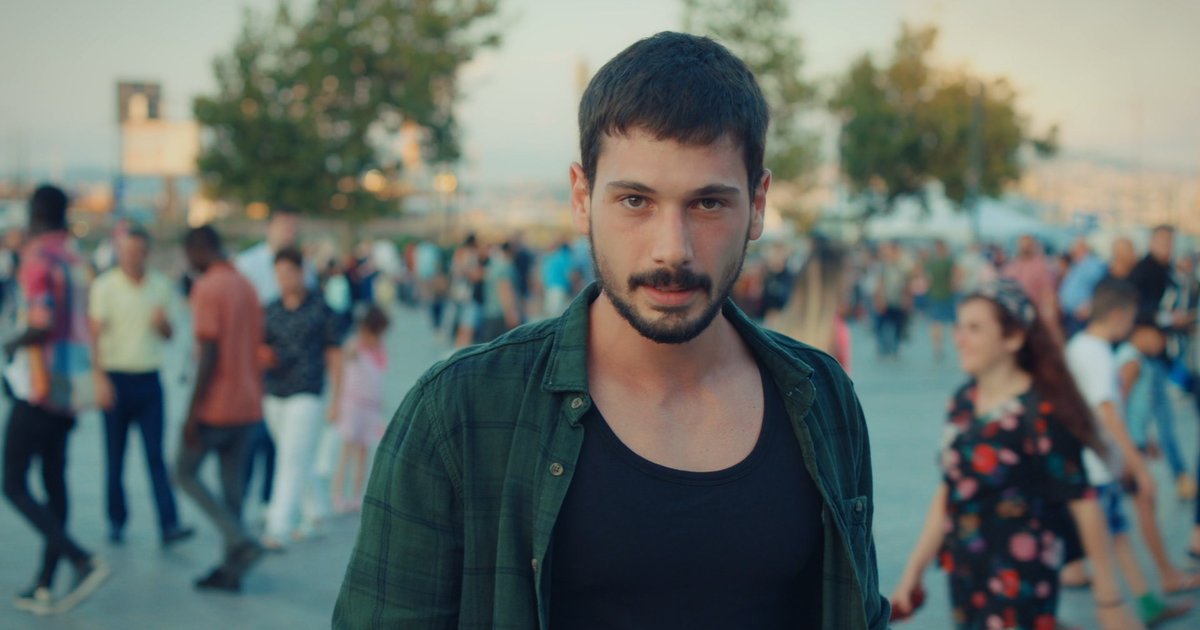 Aşk Ağlatır 2 Bölüm Fırat Istanbulda Adayı Arıyor