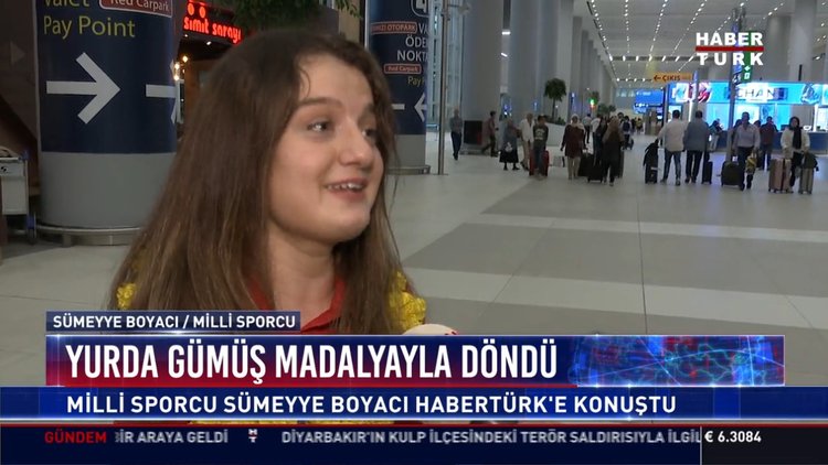 Yurda gümüş madalyayla döndü