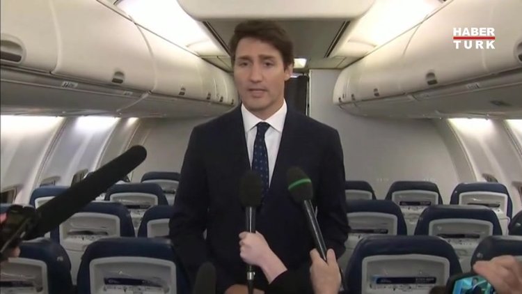 Trudeau'nun 18 yıl önceki fotoğrafı Kanada'da tartışma yarattı