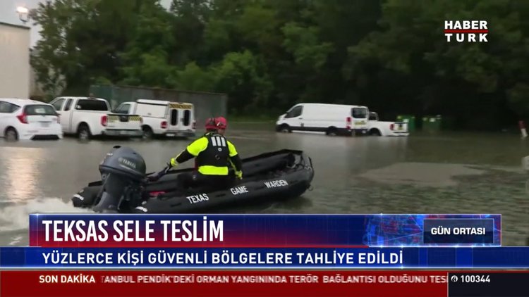 Teksas'ı sel vurdu