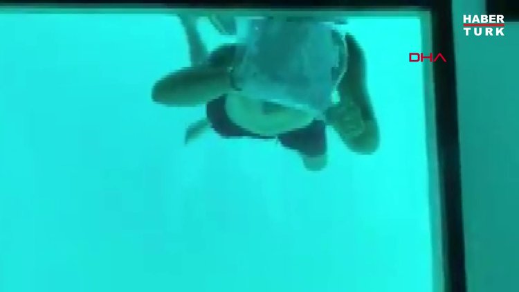 Tanzanya'da Amerikalı bir turist su altında evlenme teklif ederken boğuldu