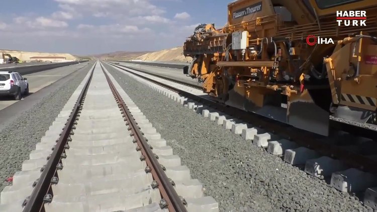 12 saatlik yol 2 saate düşecek: Ankara-Sivas YHT'nin yüzde 95'i tamam!