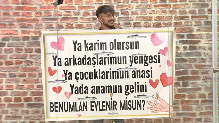 Damat Bayıldı'da sürpriz evlilik teklifi!