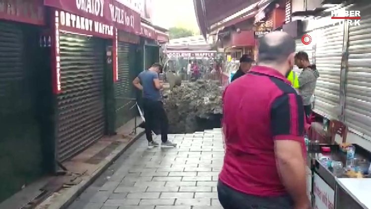 Ortaköy'de kanal çöktü!