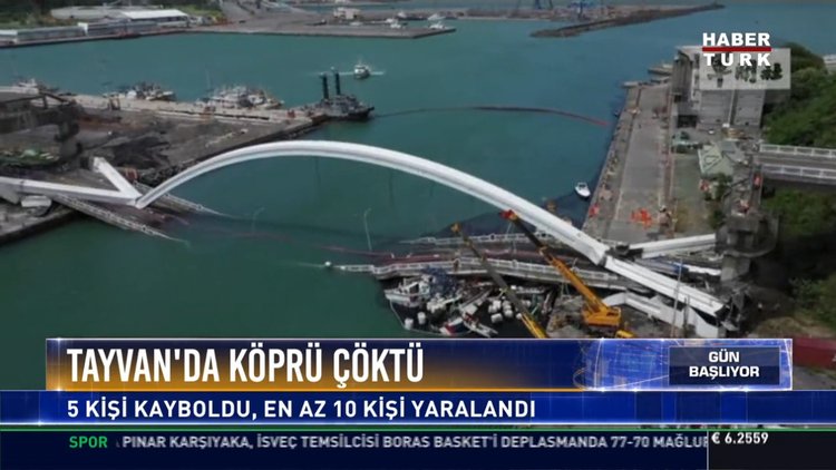 Tayvan'da köprü çöktü