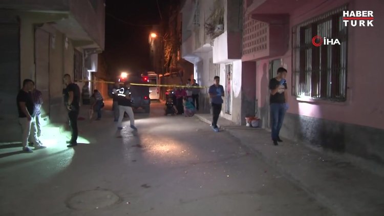 Son dakika... Adana'da gece yarısı bir eve EYP'li saldırı
