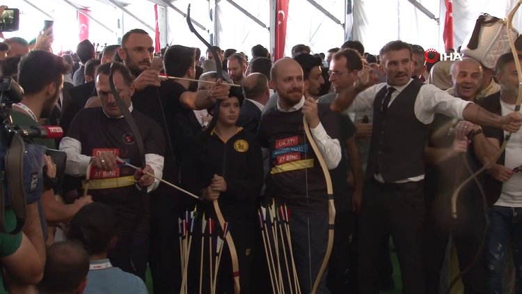 Yıldız isimler Etnospor'da birlikte ok attı