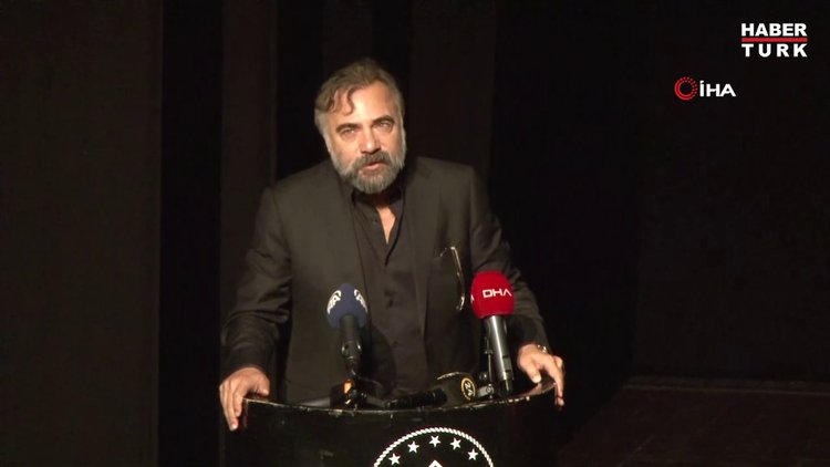 Tarık Ünlüoğlu için Mecidiyeköy Büyük Sahne'de tören düzenlendi