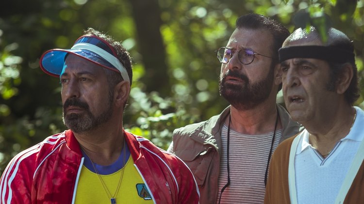 Karakomik Filmler Kaçamak Fragman
