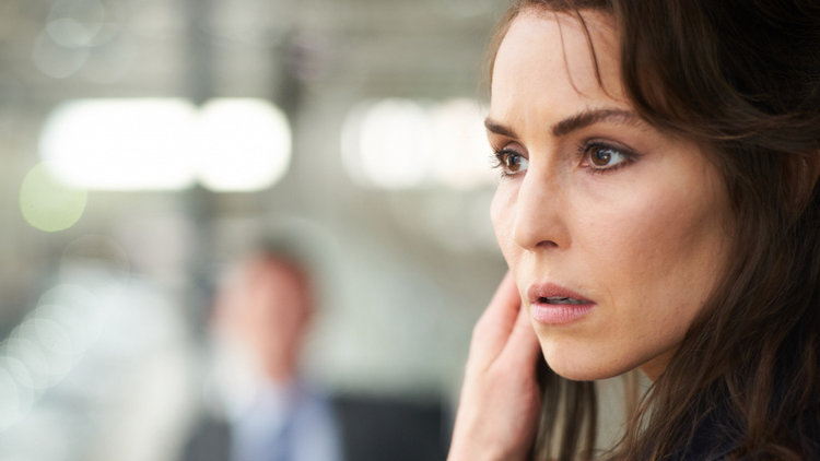 Gerçeğin Peşinde Fragman (Türkçe Altyazılı)