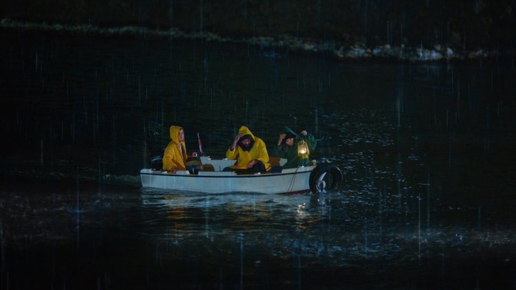 Kuzey ve Yıldız fırtınaya yakalanıyor!