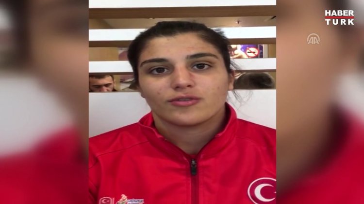 Milli boksörlerden Mehmetçik'e madalyalı destek