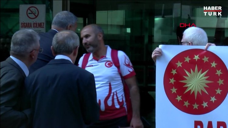 Avrupa şampiyonu Golbol Milli Takımı yurda döndü