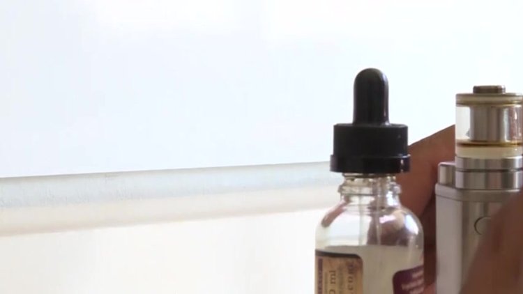 'Elektronik sigara, sigara endüstrisinin kurnazca yaklaşımıdır'