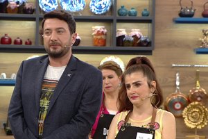 Yasemin Hanım'a sert eleştiriler!