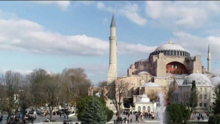 Ayasofya'yı 12 yılda 31 milyon kişi ziyaret etti
