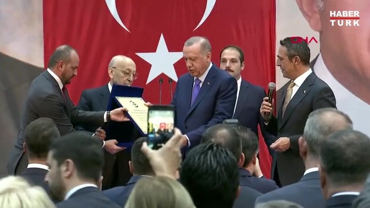 Cumhurbaşkanı Recep Tayyip Erdoğan, Fenerbahçe Yüksek Divan Kurulu'nda konuştu