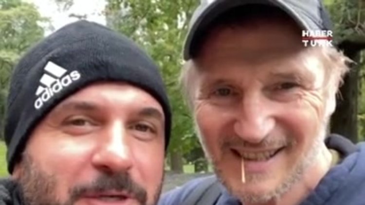 Liam Neeson ile Özgür Teke'nin sürpriz buluşması