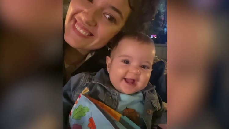 Pelin Akil: Kendisini görünce mutlu oluyor