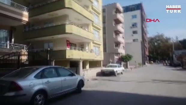 Genc Kiz Evinde Pompali Tufekle Vurulmus Halde Bulundu