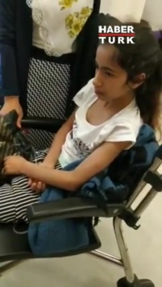 Yol tartışması yüzünden boynuna makas saplanan genç kızın suçluları serbest bırakıldı