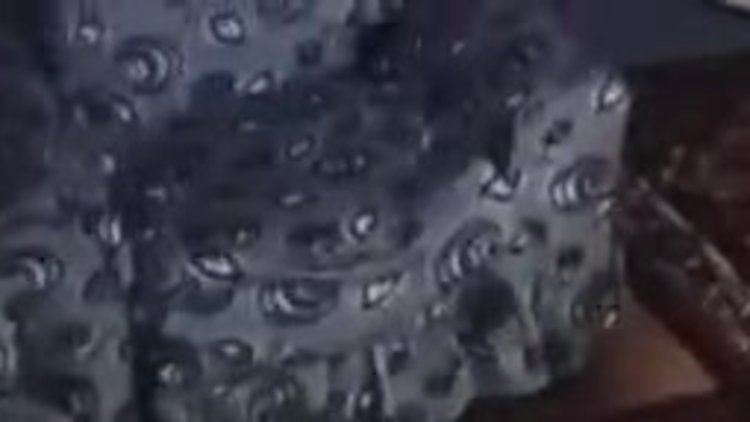 İzmir'de bakıcı şiddeti kamerada