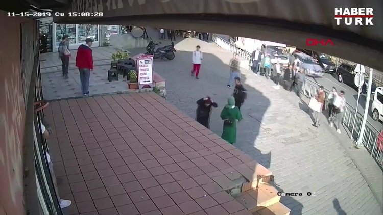 Karaköy'de başörtülü kadına saldırının failine tutuklama istemi