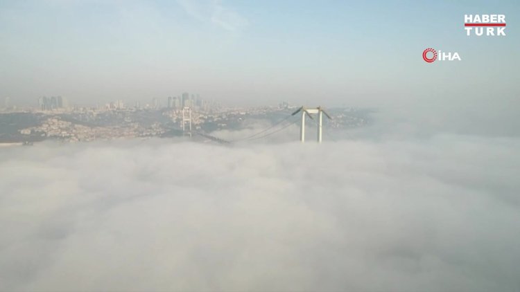 Sise teslim olan İstanbul'da masalsı görüntüler