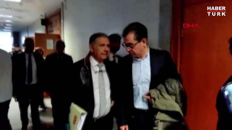 Cumhuriyet Gazetesi davasında Kadri Gürsel hakkında beraat kararı