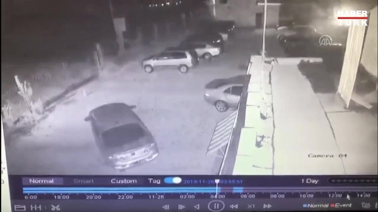 Arnavutluk'ta deprem anı güvenlik kamerasına yansıdı