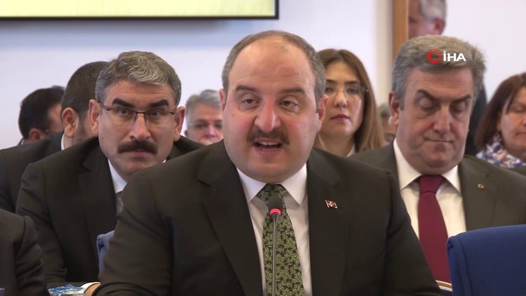 Bakan Varank: Yerli otomobilin ön gösterim araçları aralıkta tanıtılacak