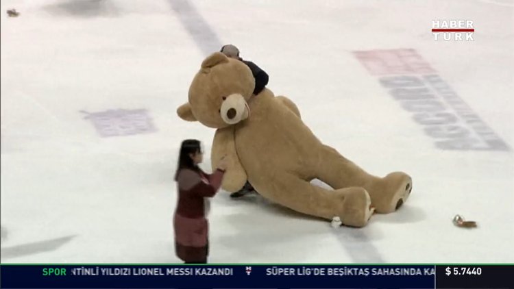 Sahaya ''ayı'' yağdı