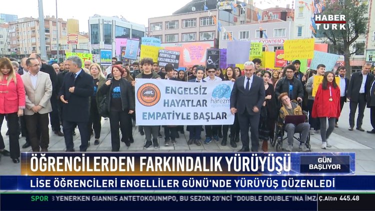Öğrencilerden farkındalık yürüşü