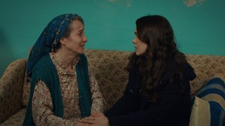 Hünkar Balaban, Ada'yı dayısının yanına bırakıyor.