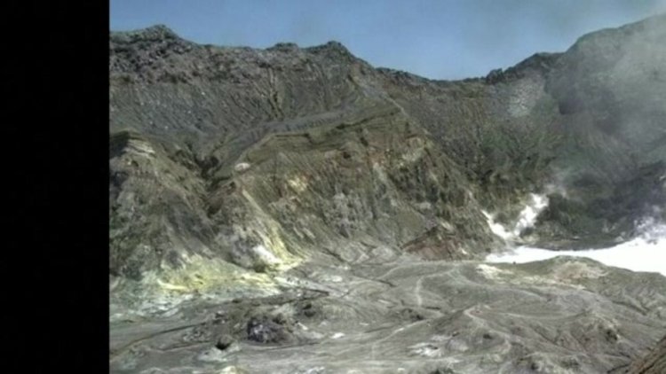 Yanardağın patlama anı