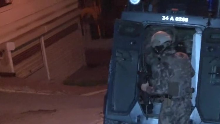 İstanbul'da organize suç örgütüne şafak operasyonu: Gözaltılar var