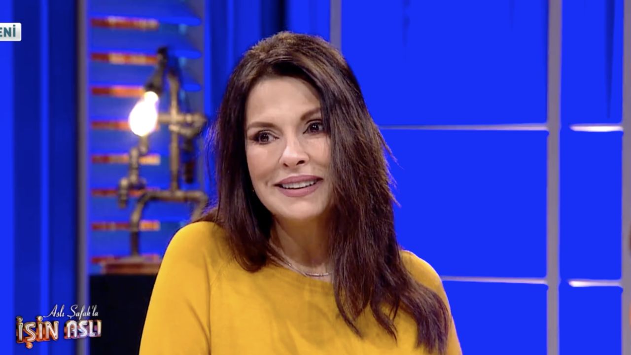 Asli Safak La Isin Asli Aydan Sener 22 11 20019