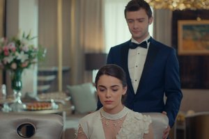 Ada nikah masasında!
