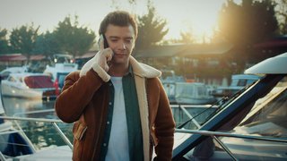 Yusuf'un hayata dönmesiyle büyük mutluluk yaşayan Ada, Yusuf'u bıçaklatanın ise Rüzgar olduğunu öğreniyor. 