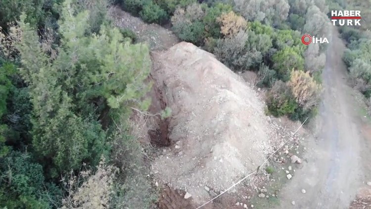 Büyükada'da kazılan dev çukurlar havadan görüntülendi