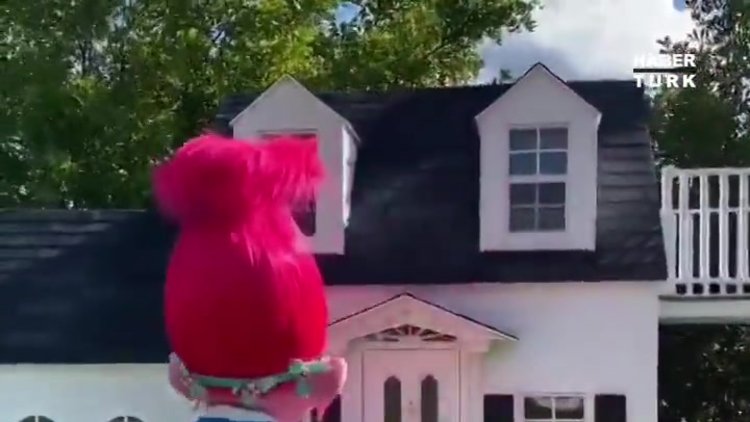 Kylie Jenner'ın 2 yaşındaki kızı Stormi, ayrı eve çıktı