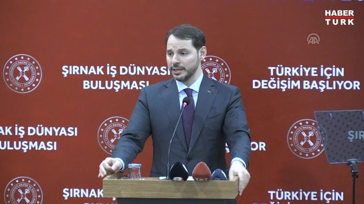 Bakan Albayrak: Kamu bankaları sıfır konutta faizi 0,79'a indiriyor