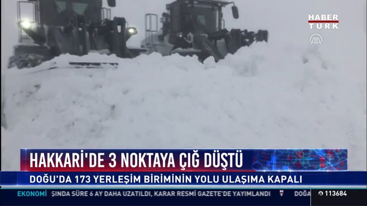 Hakkari'de 3 noktaya cığ düştü