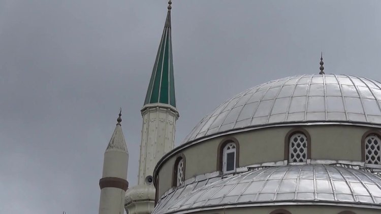 CAMİ MİNARESİ BÖYLE SALLANDI