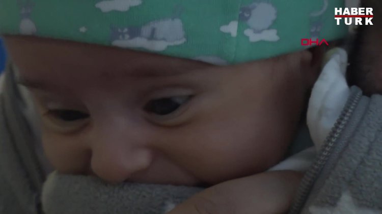 Anne sütü internete düştü; Satıyorlar ama çok tehlikeli